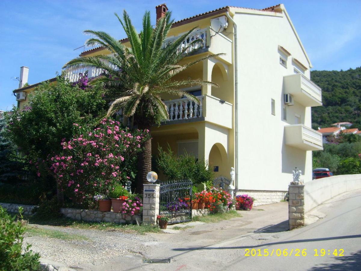 Apartments Bosiljka Rab Town Exterior foto